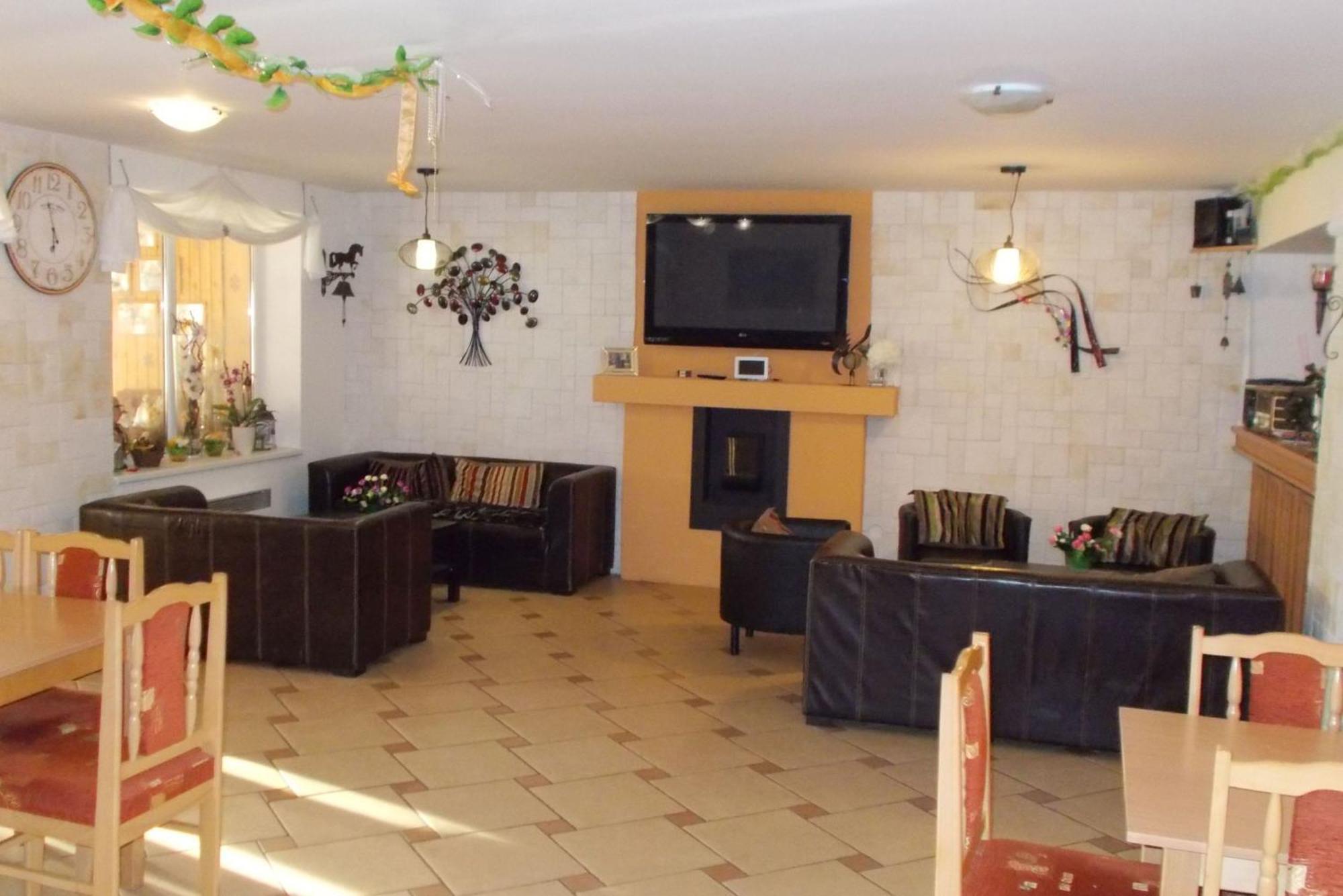 דונובאלי Family Apartments Spiezovec מראה חיצוני תמונה